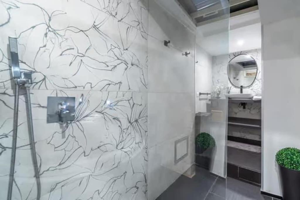 Judeka Ortigia With Jacuzzi Holiday home