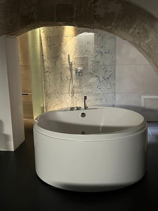 Judeka Ortigia With Jacuzzi Holiday home