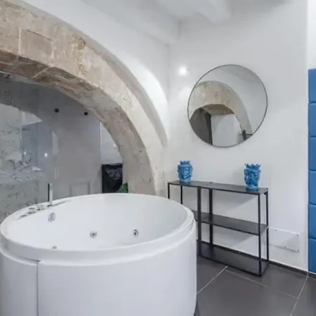 Judeka Suite Ortigia With Jacuzzi Syracuse Exterior photo